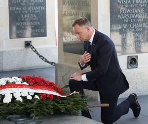 Święto Wojska Polskiego 2023. Przed Grobem Nieznanego Żołnierza odbyła się uroczysta odprawa wart