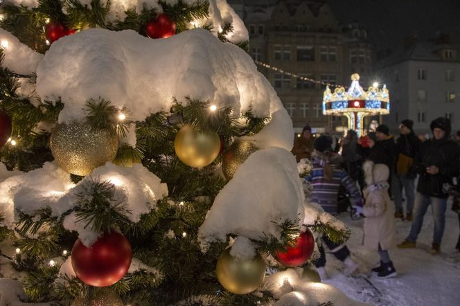 Jarmark i ozdoby świąteczne w Bytomiu w 2023 roku. Było pięknie!