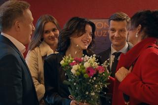 M jak miłość odc. 1716. Marysia (Małgorzata Pieńkowska), Artur Rogowski (Robert Moskwa), Basia (Gabriela Raczyńska), Franka (Dominika Kachlik), Paweł (Rafał Mroczek)