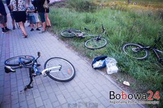 Zderzenie rowerzystów na chodniku.16-latek i 17-latka trafili do szpitala [ZDJĘCIA]