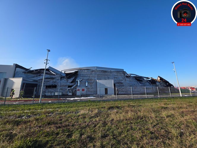 Pożar hali w Natolinie