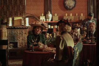 Polowanie na ćmy odc. 2. Nastazja Jurina (Daria Polunina), Szlimakowska (Monika Krzywkowska)