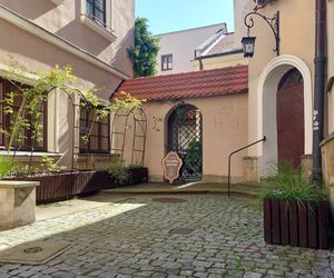 Urokliwe podwórka Starego Miasta w Zamościu