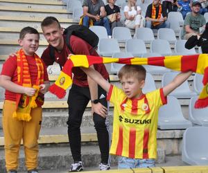 Korona Kielce - Ruch Chorzów. Zdjęcia kibiców na Suzuki Arenie