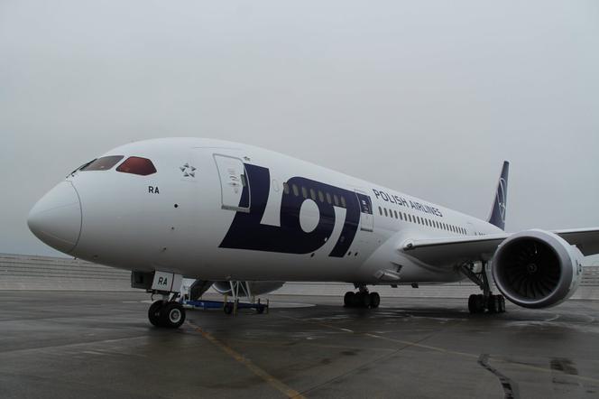 Boeing 787 Dreamliner w barwach PLL LOT