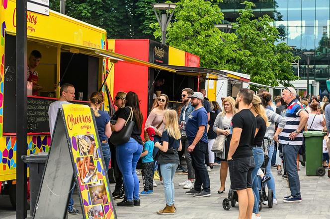 Największy zlot food trucków w Łodzi! W weekend startuje Wielka Szama