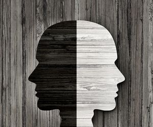 Paranoja - przyczyny, objawy, leczenie