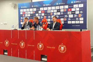 Nowy trener Widzewa spotkał się z dziennikarzami. „Bardzo się cieszę, że tutaj jestem”