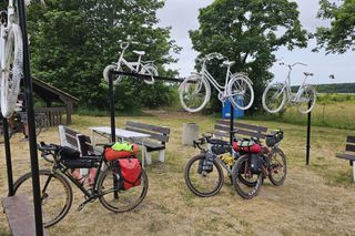 Magiczna SIÓDEMKA dla Jasia! Ekip Pomaganie za Jechanie kręci kilometry i pomaga!