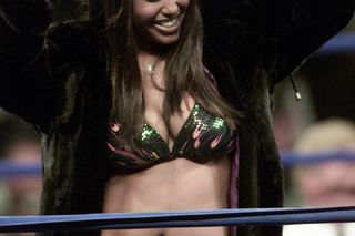 Tak wyglądały ring girls, które 25 lat temu pracowały na gali Gołota - Tyson