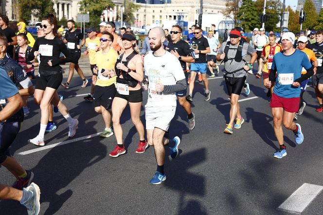 Uczestnicy 46. edycji Nationale-Nederlanden Maratonu Warszawskiego