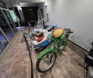 Od 2 dolarów do imperium. Niezwykła droga Henryka Koszałki z Bieszczadów. Do USA i z powrotem