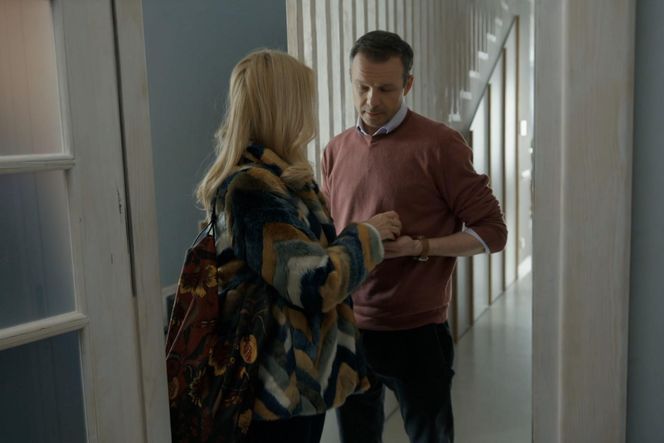 Barwy szczęścia, odcinek 3196: Karolina (Marta Dąbrowska), Bruno (Lesław Żurek)