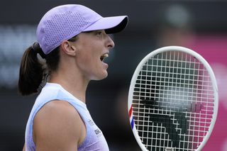 Fenomenalna statystyka dla Igi Świątek przed meczem na Wimbledonie. Lepiej być nie może!