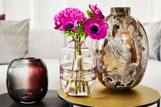 Piękne kompozycje kwiatowe, kwiaty we wnętrzach