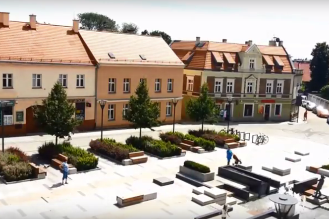 Psie Pole zyskało odnowiony rynek, nowe rondo i parking pod koniec 2013 roku