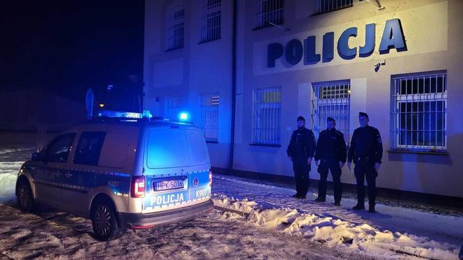 Poruszający gest policjantów i strażaków z Podkarpacia. Zrobili to dla zmarłych kolegów, słowa stają w gardle