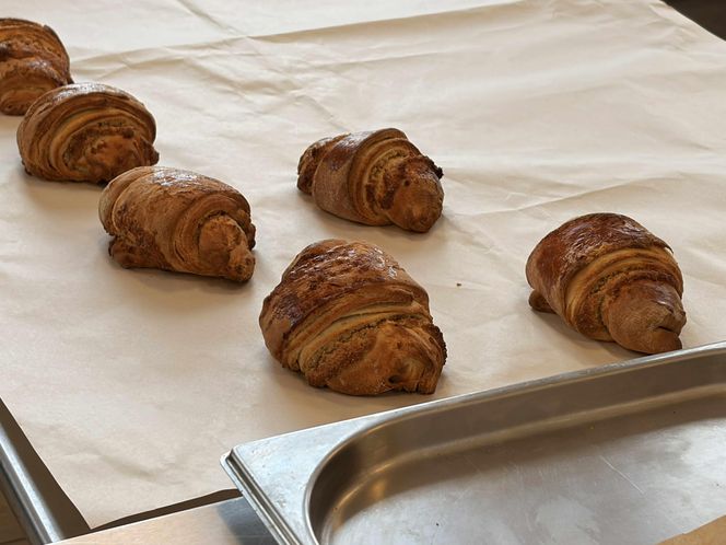 Uczniowie grudziądzkiego "Gastronomika" przygotowali rogale na Św. Marcina