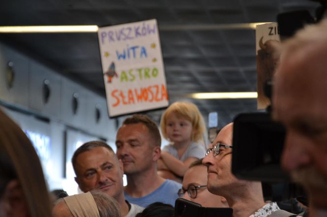 Sławosz Uznański-Wiśniewski wrócił do Polski