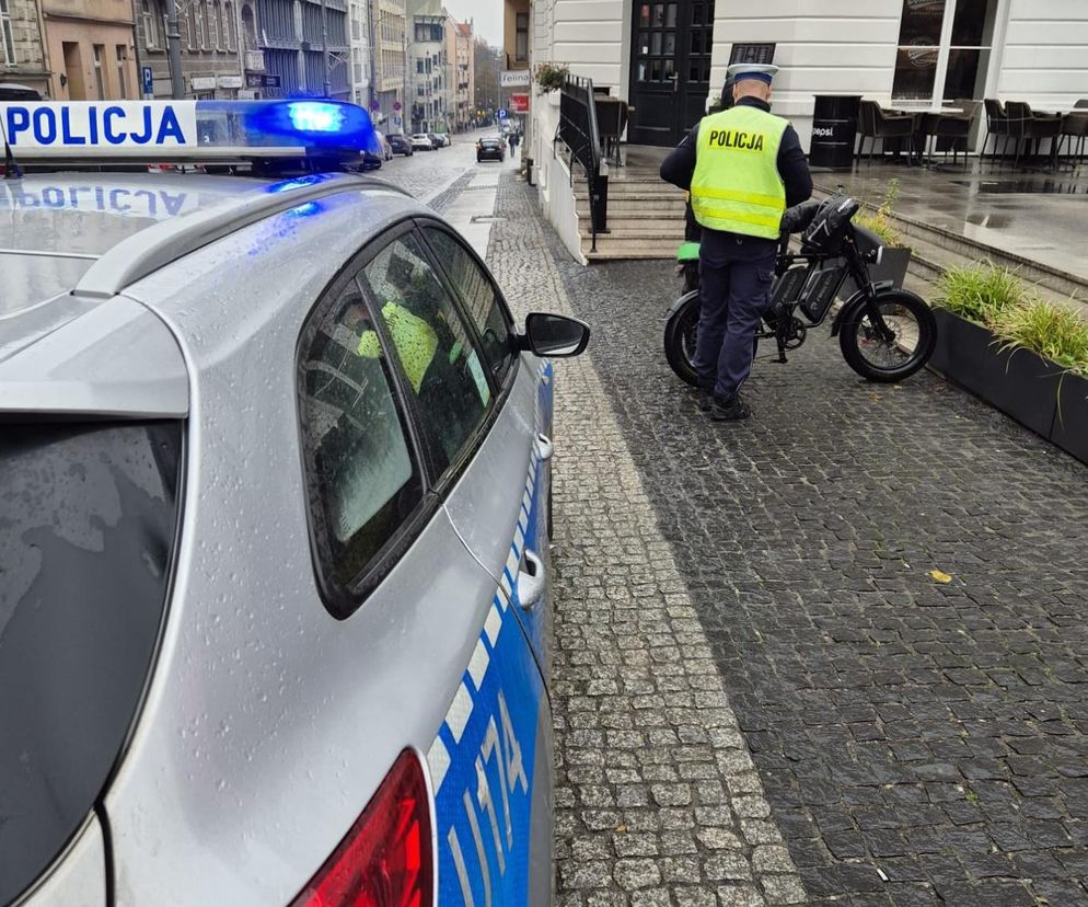 Policja wzięła się za kierowców rowerów elektrycznych. Wystawili sporo mandatów!