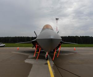 Łódzkie. Już 12 myśliwców F-22 Raptor stacjonuje w Łasku!