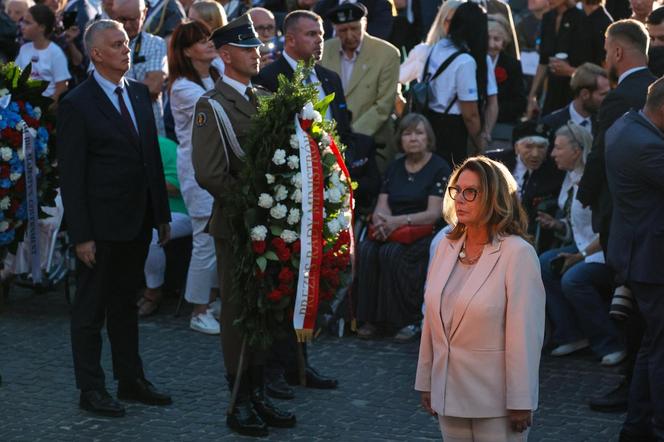 Uroczysta polowa msza święta i Apel Pamięci na pl. Krasińskich