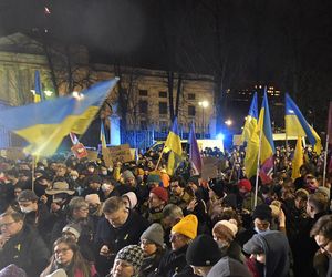 Ulicami Warszawy ruszą tłumy. Manifestujący pod ambasadami i Sejmem, będą utrudnienia