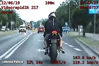 Ponad 110 km/h ulicami miasta i szereg wykroczeń na motocyklu - WIDEO