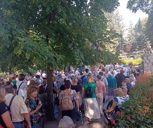   Tłumy pielgrzymów w Gietrzwałdzie. Trwa odpust i dożynki archidecezjalne. Zobacz zdjęcia