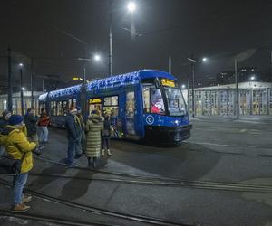 Świąteczny tramwaj, autobus i metro. Poczuj magię świąt w Warszawskim Transporcie Publicznym