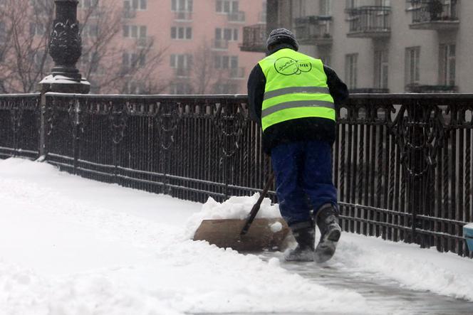 Zima, śnieg, odśnieżanie