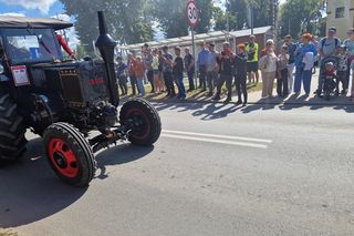 XXIII Międzynarodowy Festiwal Starych Ciągników i Maszyn Rolniczych im. Jerzego Samelczaka. Zdjęcia z parady i terenu festiwalu