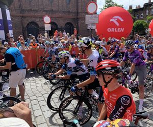 Tour de Pologne 2025. Start w Katowicach Nikiszowcu