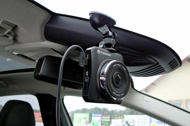 wideorejetsrator samochodowy, kamera