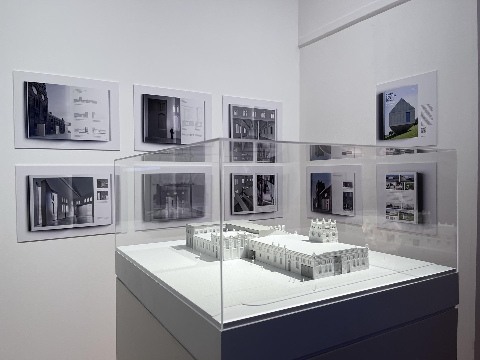 Wystawa KWK Promes w Palazzo Bembo w Wenecji