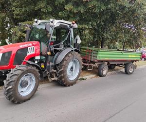 Traktorzysta zrobił to i sam wezwał policję