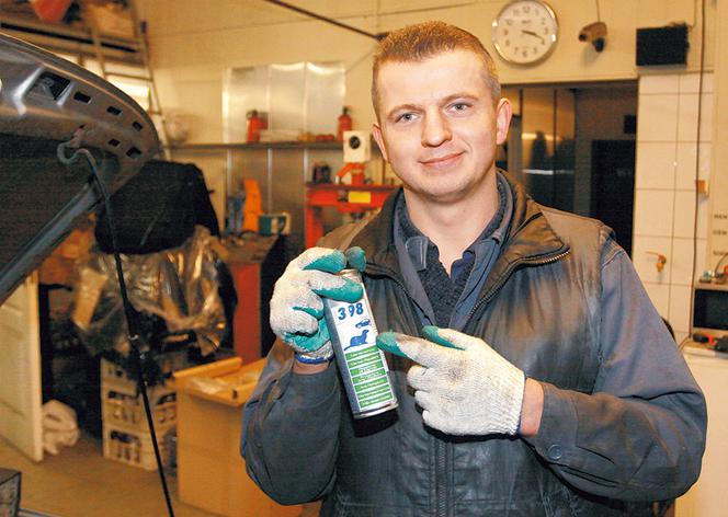 Kuny terroryzują kierowców