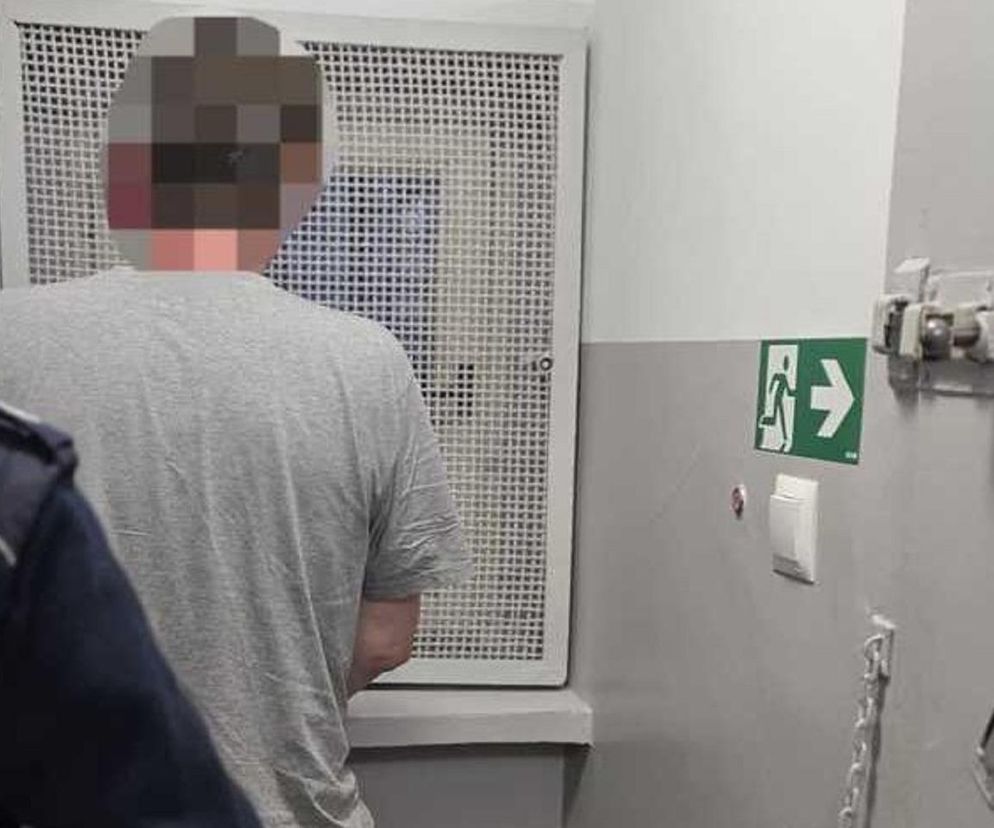 57-latek terroryzował ludzi w centrum miasta. Miał prawdziwy arsenał