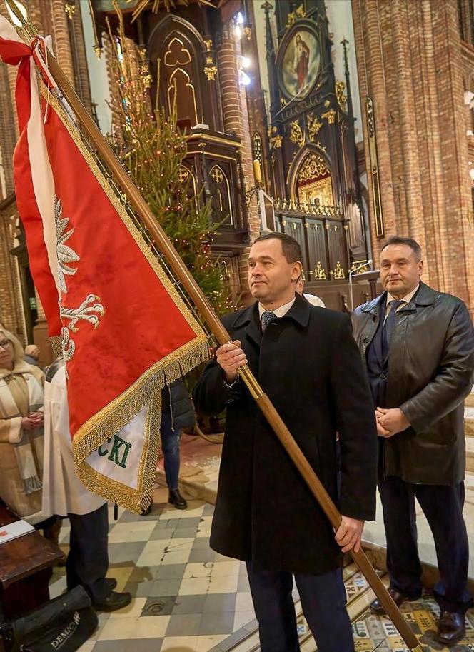 Na nowym sztandarze powiatu siedleckiego widnieje m.in. herb tego regionu