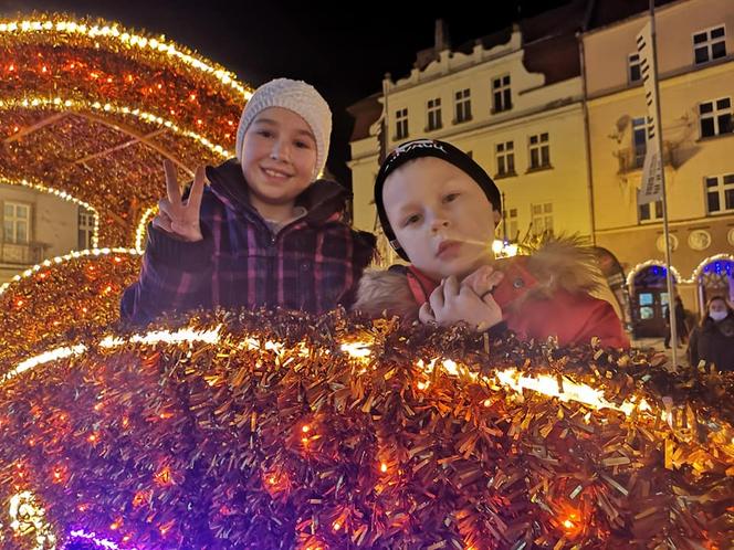 Świąteczne iluminacje rozświetliły Kalisz! To trzeba zobaczyć [ZDJĘCIA]