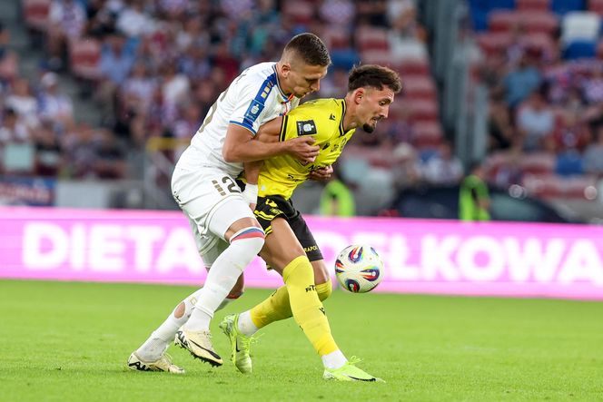 Górnik Zabrze liderem Ekstraklasy po wygranej z Widzewem. Zadecydował gol w końcówce