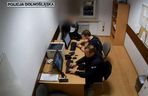 Atak na ratownika i policjantów w Lubinie. „Groził śmiercią, próbował uderzyć”