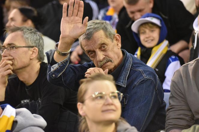 PRES Grupa Deweloperska Toruń - Betard Sparta Wrocław, zdjęcia kibiców i zawodników z Motoareny