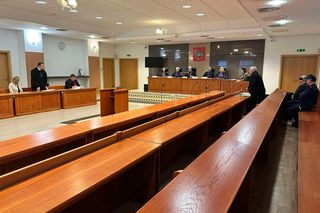 Proces emerytowanego żołnierza utajniony. W tle rodzinny dramat