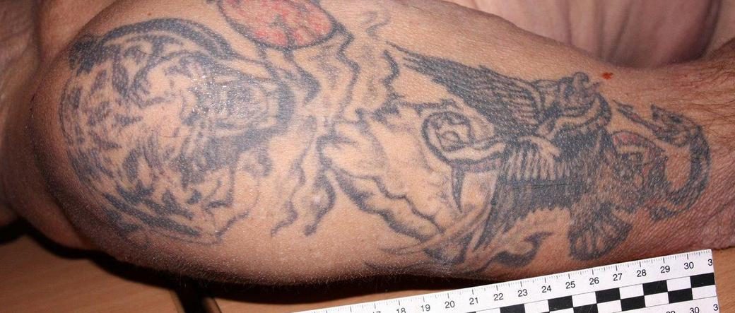 Poznajesz te tatuaże? Policjanci proszą o pomoc w identyfikacji zwłok