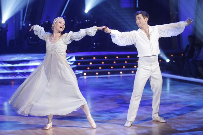 Taniec z gwiazdami 13, odc. 10 - Kacper Kuszewski, Anna Głogowska