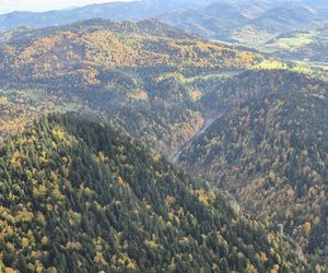 To jedno z najstarszych polskich uzdrowisk najpiękniej wygląda jesienią. Kurowali się w nim Sienkiewicz, Prus, Matejko i Konopnicka