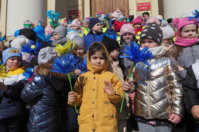 Uchodźcy będą szczepili swoje dzieci, tak jak się szczepi u nas czy jak na Ukrainie?