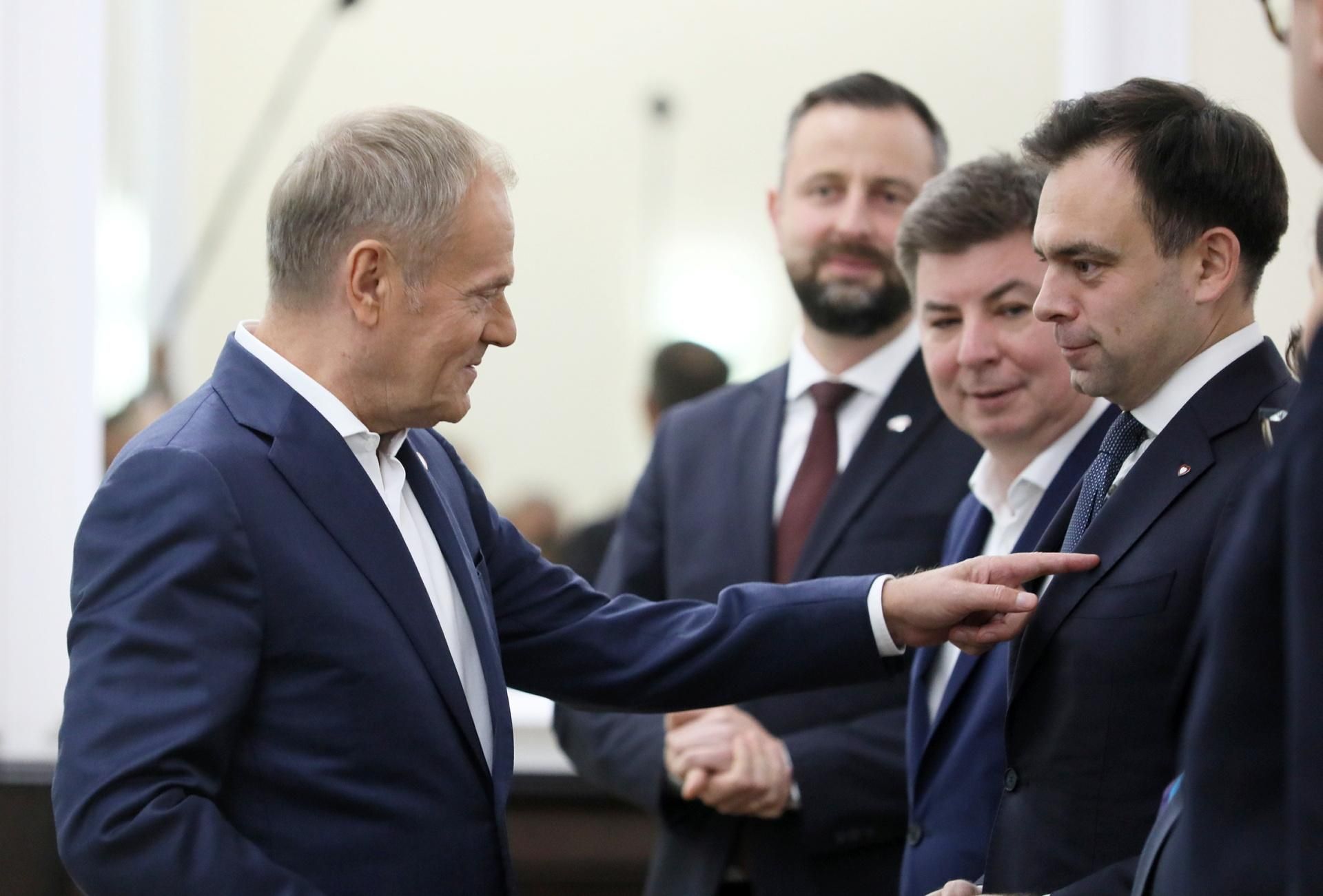 Autor "100 konkretów KO" awansuje na szefa superresortu. Tak potoczyła się kariera A…