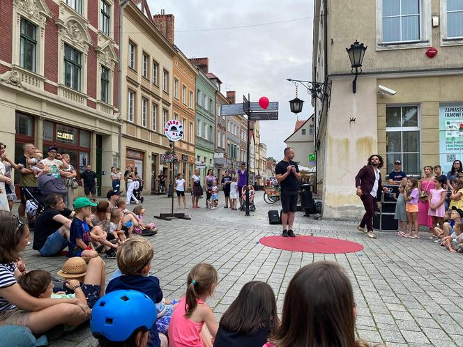 Busker Tour2023 zawitał do Zielonej Góry. Mamy zdjęcia z tego wydarzenia. Oto jak wyglądał pierwszy dzień 